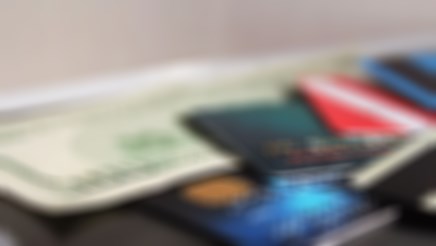 金融企业、地方环保部门和地方政府